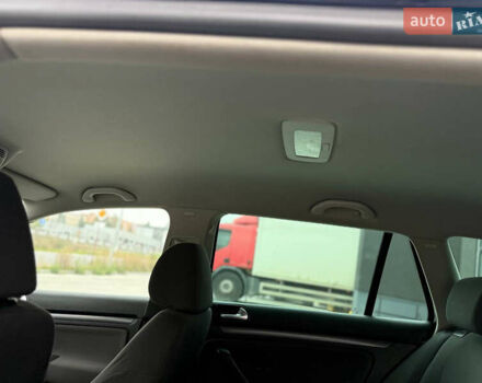 Синій Фольксваген Гольф, об'ємом двигуна 1.6 л та пробігом 218 тис. км за 5799 $, фото 12 на Automoto.ua