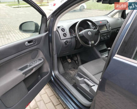 Синій Фольксваген Гольф, об'ємом двигуна 1.6 л та пробігом 207 тис. км за 5350 $, фото 6 на Automoto.ua