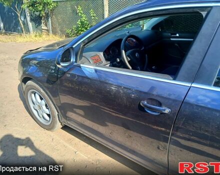 Синий Фольксваген Гольф, объемом двигателя 1.6 л и пробегом 230 тыс. км за 5000 $, фото 2 на Automoto.ua