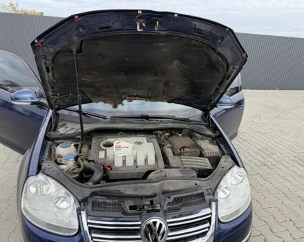 Синий Фольксваген Гольф, объемом двигателя 1.9 л и пробегом 270 тыс. км за 6434 $, фото 10 на Automoto.ua