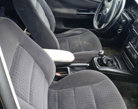 Синий Фольксваген Гольф, объемом двигателя 2 л и пробегом 267 тыс. км за 1000 $, фото 5 на Automoto.ua