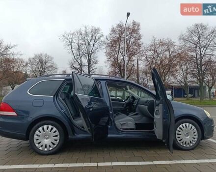 Синий Фольксваген Гольф, объемом двигателя 1.4 л и пробегом 190 тыс. км за 5999 $, фото 24 на Automoto.ua