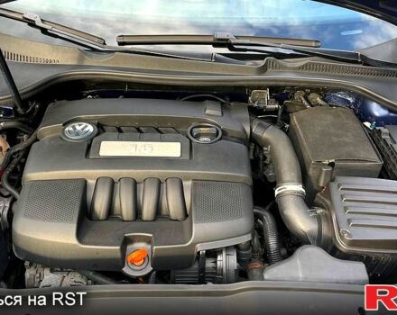 Синій Фольксваген Гольф, об'ємом двигуна 1.6 л та пробігом 237 тис. км за 7200 $, фото 8 на Automoto.ua