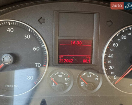 Синий Фольксваген Гольф, объемом двигателя 1.6 л и пробегом 212 тыс. км за 6700 $, фото 6 на Automoto.ua