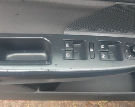 Синий Фольксваген Гольф, объемом двигателя 1.6 л и пробегом 182 тыс. км за 6300 $, фото 7 на Automoto.ua