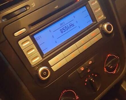 Синий Фольксваген Гольф, объемом двигателя 1.9 л и пробегом 381 тыс. км за 6500 $, фото 5 на Automoto.ua