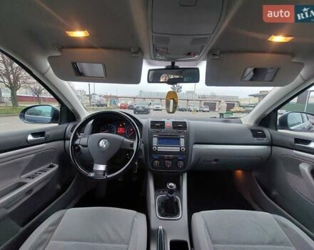 Синий Фольксваген Гольф, объемом двигателя 1.4 л и пробегом 190 тыс. км за 5999 $, фото 7 на Automoto.ua
