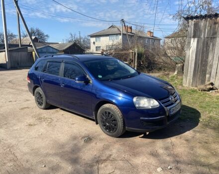 Синий Фольксваген Гольф, объемом двигателя 1.6 л и пробегом 266 тыс. км за 5700 $, фото 4 на Automoto.ua