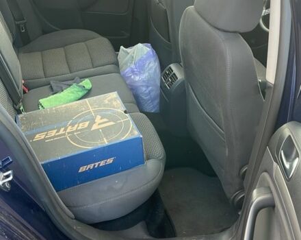 Синий Фольксваген Гольф, объемом двигателя 1.9 л и пробегом 440 тыс. км за 2500 $, фото 3 на Automoto.ua