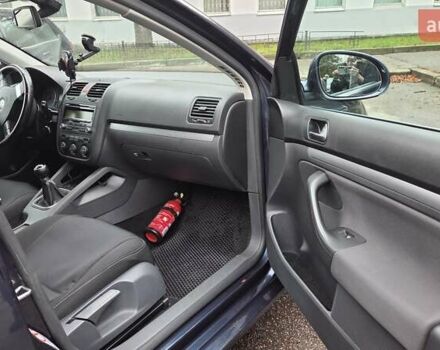 Синий Фольксваген Гольф, объемом двигателя 1.4 л и пробегом 205 тыс. км за 6500 $, фото 16 на Automoto.ua