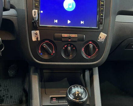 Синій Фольксваген Гольф, об'ємом двигуна 1.6 л та пробігом 220 тис. км за 5890 $, фото 5 на Automoto.ua