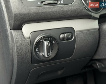 Синий Фольксваген Гольф, объемом двигателя 1.39 л и пробегом 204 тыс. км за 7900 $, фото 22 на Automoto.ua