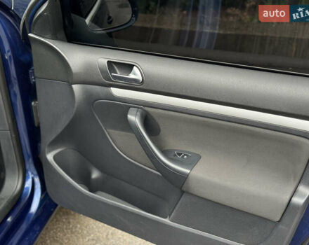 Синий Фольксваген Гольф, объемом двигателя 1.39 л и пробегом 204 тыс. км за 7900 $, фото 35 на Automoto.ua