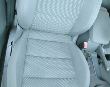 Синий Фольксваген Гольф, объемом двигателя 1.4 л и пробегом 245 тыс. км за 6500 $, фото 7 на Automoto.ua