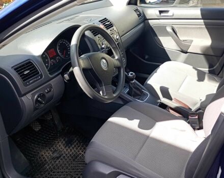 Синій Фольксваген Гольф, об'ємом двигуна 1.6 л та пробігом 206 тис. км за 6800 $, фото 5 на Automoto.ua