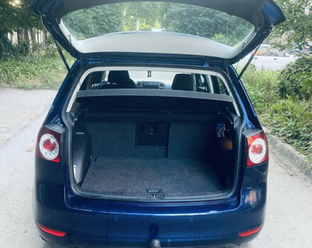 Синий Фольксваген Гольф, объемом двигателя 1.4 л и пробегом 245 тыс. км за 7300 $, фото 6 на Automoto.ua