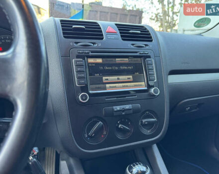 Синий Фольксваген Гольф, объемом двигателя 1.9 л и пробегом 291 тыс. км за 5990 $, фото 11 на Automoto.ua