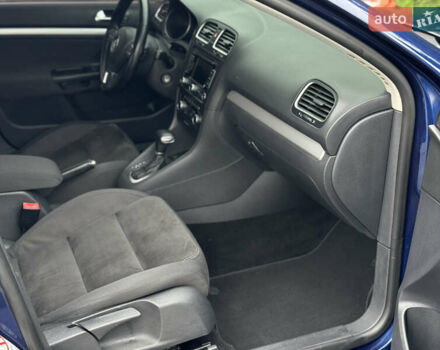 Синий Фольксваген Гольф, объемом двигателя 1.39 л и пробегом 204 тыс. км за 7900 $, фото 36 на Automoto.ua