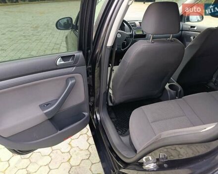 Синий Фольксваген Гольф, объемом двигателя 1.9 л и пробегом 234 тыс. км за 6100 $, фото 5 на Automoto.ua