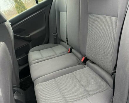 Синий Фольксваген Гольф, объемом двигателя 1.6 л и пробегом 229 тыс. км за 6350 $, фото 26 на Automoto.ua