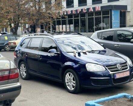 Синий Фольксваген Гольф, объемом двигателя 1.4 л и пробегом 210 тыс. км за 5999 $, фото 1 на Automoto.ua