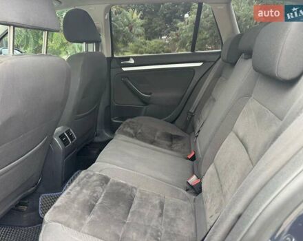 Синій Фольксваген Гольф, об'ємом двигуна 1.6 л та пробігом 287 тис. км за 8500 $, фото 3 на Automoto.ua