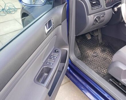 Синій Фольксваген Гольф, об'ємом двигуна 1.6 л та пробігом 206 тис. км за 6800 $, фото 6 на Automoto.ua