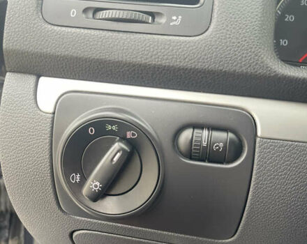 Синий Фольксваген Гольф, объемом двигателя 1.4 л и пробегом 240 тыс. км за 6700 $, фото 16 на Automoto.ua