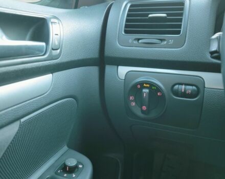 Синий Фольксваген Гольф, объемом двигателя 1.4 л и пробегом 245 тыс. км за 6500 $, фото 15 на Automoto.ua