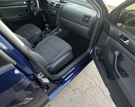 Синій Фольксваген Гольф, об'ємом двигуна 1.4 л та пробігом 200 тис. км за 5999 $, фото 31 на Automoto.ua
