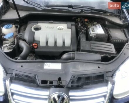 Синий Фольксваген Гольф, объемом двигателя 1.9 л и пробегом 255 тыс. км за 7000 $, фото 1 на Automoto.ua