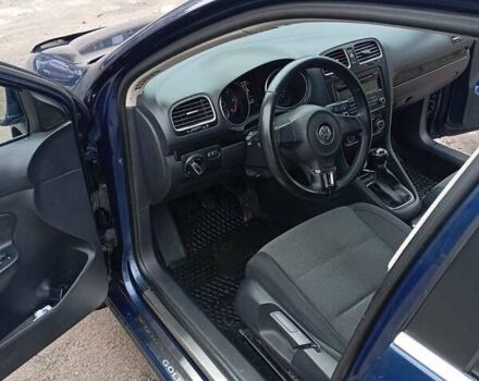 Синий Фольксваген Гольф, объемом двигателя 1.6 л и пробегом 313 тыс. км за 6350 $, фото 11 на Automoto.ua