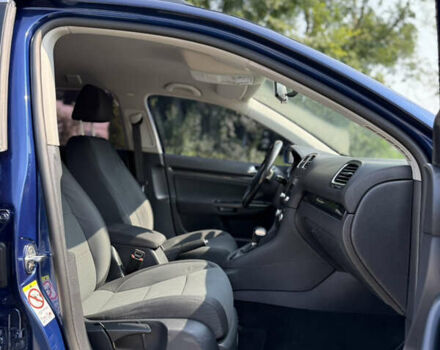 Синій Фольксваген Гольф, об'ємом двигуна 1.97 л та пробігом 317 тис. км за 10150 $, фото 54 на Automoto.ua