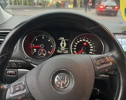 Синий Фольксваген Гольф, объемом двигателя 1.6 л и пробегом 237 тыс. км за 7800 $, фото 4 на Automoto.ua