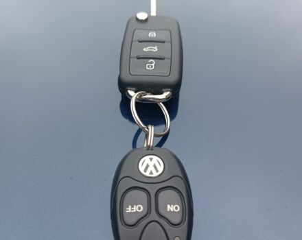 Синий Фольксваген Гольф, объемом двигателя 2 л и пробегом 256 тыс. км за 8800 $, фото 7 на Automoto.ua