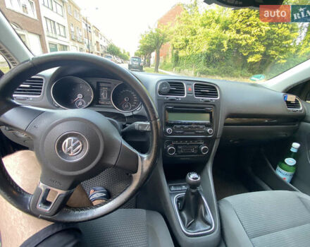 Синий Фольксваген Гольф, объемом двигателя 1.6 л и пробегом 334 тыс. км за 8051 $, фото 2 на Automoto.ua