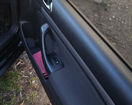 Синий Фольксваген Гольф, объемом двигателя 1.6 л и пробегом 278 тыс. км за 7400 $, фото 8 на Automoto.ua