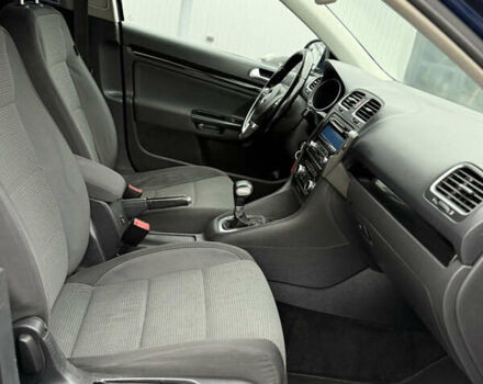 Синій Фольксваген Гольф, об'ємом двигуна 1.6 л та пробігом 258 тис. км за 8100 $, фото 68 на Automoto.ua