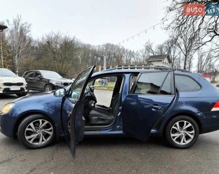 Синий Фольксваген Гольф, объемом двигателя 1.6 л и пробегом 292 тыс. км за 5990 $, фото 8 на Automoto.ua