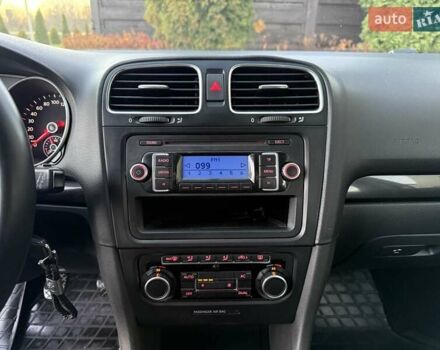 Синий Фольксваген Гольф, объемом двигателя 1.6 л и пробегом 289 тыс. км за 7400 $, фото 35 на Automoto.ua