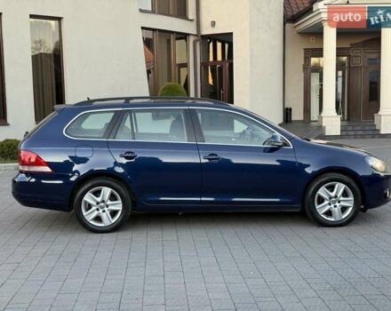 Синий Фольксваген Гольф, объемом двигателя 1.6 л и пробегом 289 тыс. км за 7400 $, фото 12 на Automoto.ua