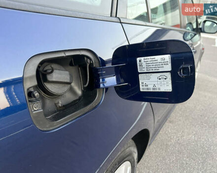 Синий Фольксваген Гольф, объемом двигателя 0 л и пробегом 190 тыс. км за 7300 $, фото 98 на Automoto.ua