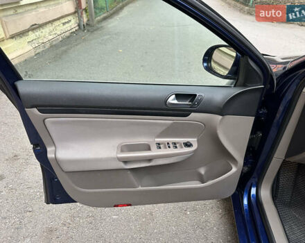 Синій Фольксваген Гольф, об'ємом двигуна 1.97 л та пробігом 256 тис. км за 8500 $, фото 16 на Automoto.ua
