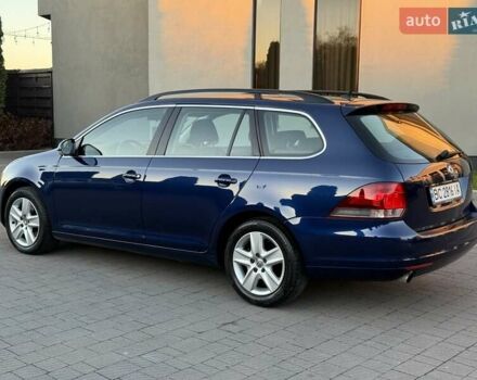 Синий Фольксваген Гольф, объемом двигателя 1.6 л и пробегом 289 тыс. км за 7400 $, фото 5 на Automoto.ua