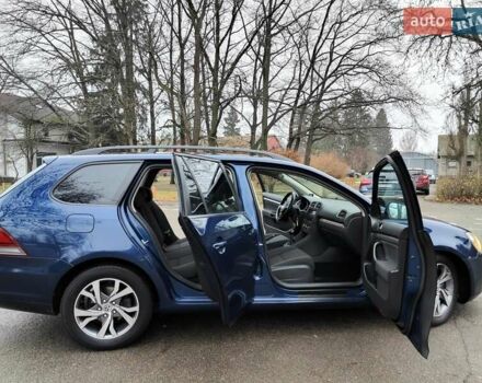 Синий Фольксваген Гольф, объемом двигателя 1.6 л и пробегом 292 тыс. км за 5990 $, фото 24 на Automoto.ua