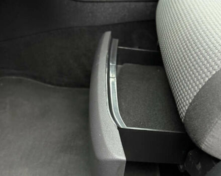 Синій Фольксваген Гольф, об'ємом двигуна 1.6 л та пробігом 258 тис. км за 8100 $, фото 44 на Automoto.ua