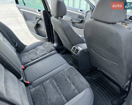 Синий Фольксваген Гольф, объемом двигателя 1.4 л и пробегом 245 тыс. км за 8200 $, фото 24 на Automoto.ua