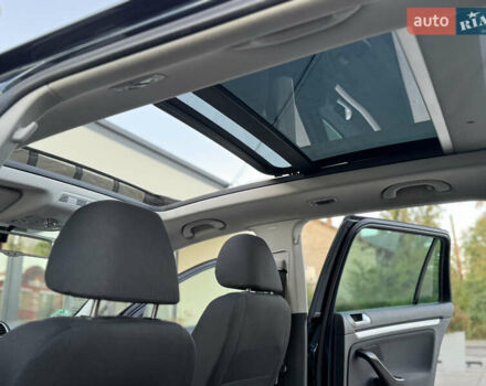 Синий Фольксваген Гольф, объемом двигателя 1.4 л и пробегом 245 тыс. км за 8200 $, фото 31 на Automoto.ua