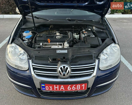 Синий Фольксваген Гольф, объемом двигателя 0 л и пробегом 190 тыс. км за 7300 $, фото 101 на Automoto.ua