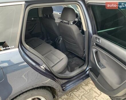 Синий Фольксваген Гольф, объемом двигателя 1.4 л и пробегом 214 тыс. км за 6800 $, фото 34 на Automoto.ua